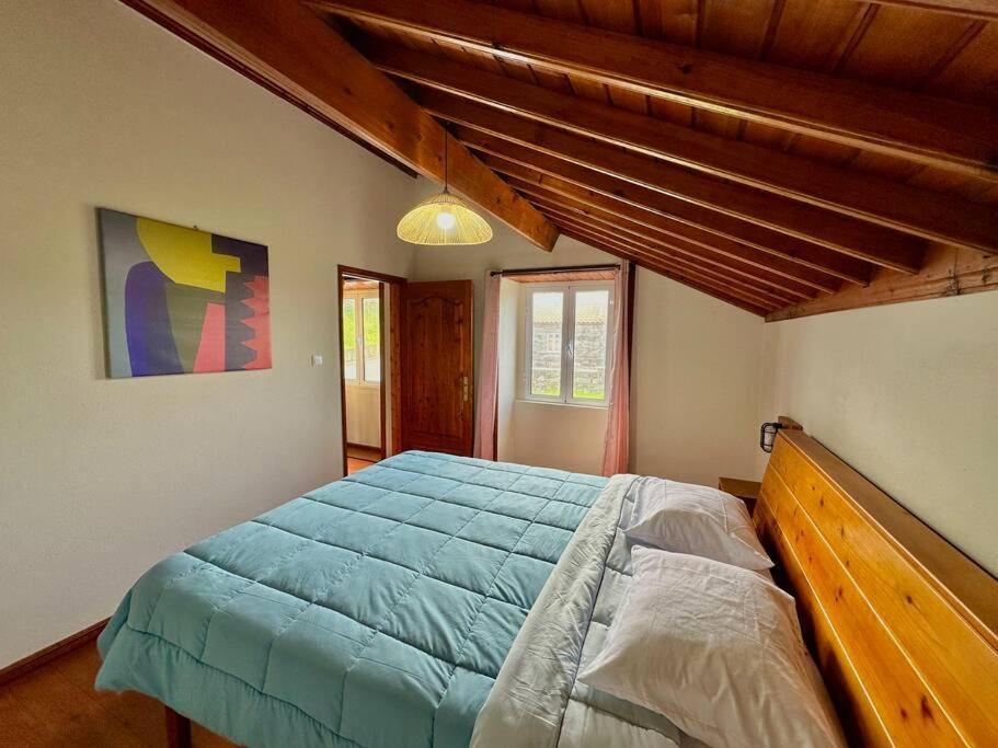 Oceanview Sunset Retreat Pilar